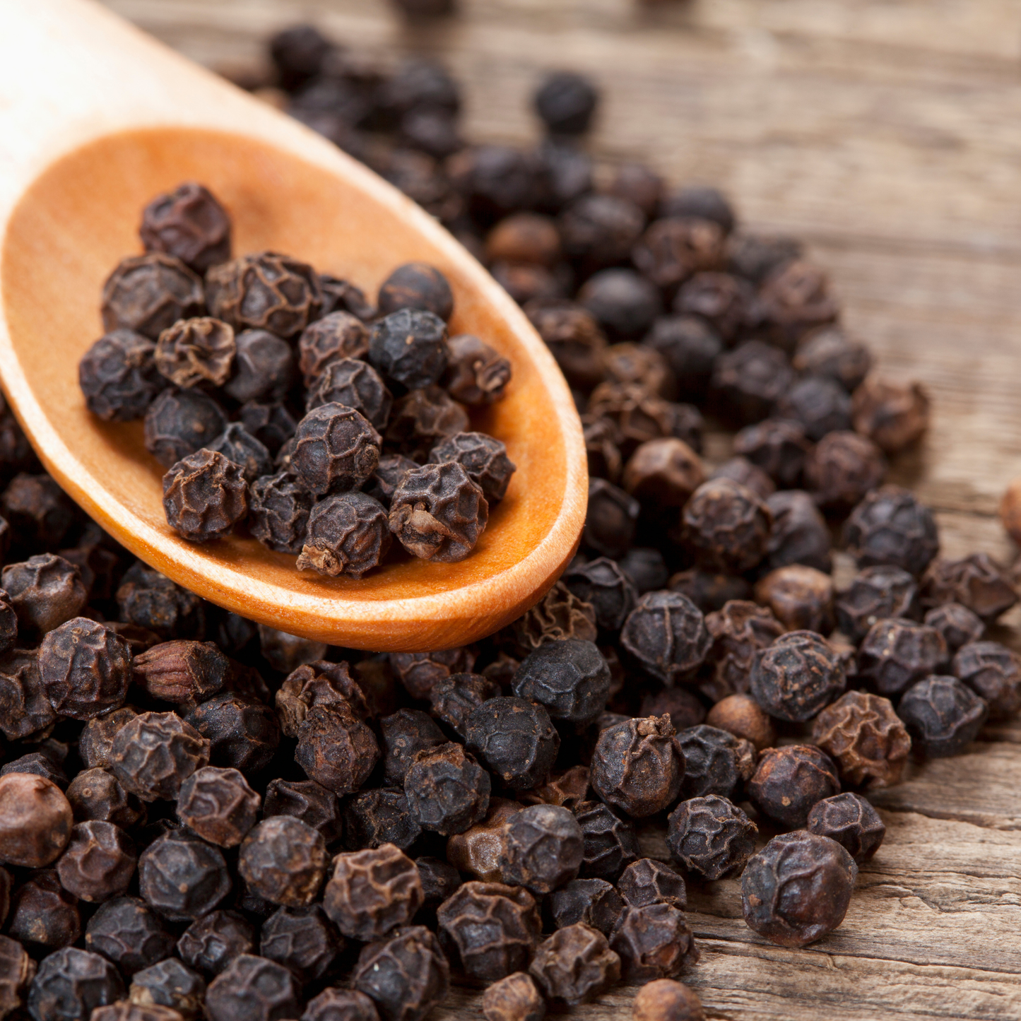 Black pepper oil pure